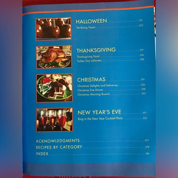 Pioneer Woman Cookbook "A Year of Holidays" - Picture 2 of 4